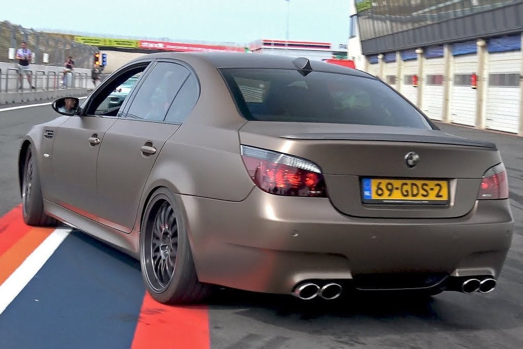 BMW e60 M5 with V10 – everything